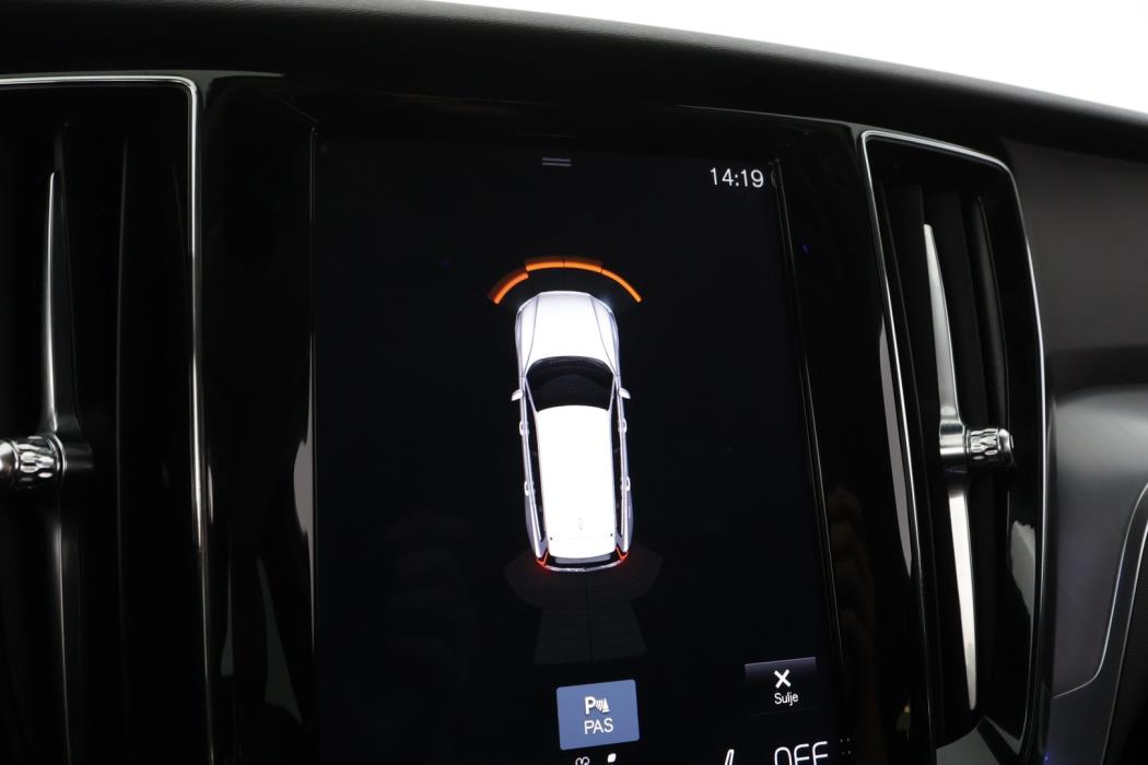 VOLVO V60 2019