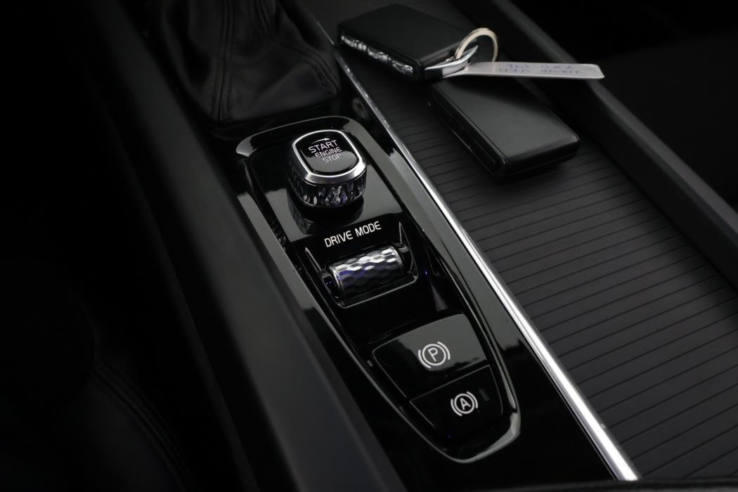 VOLVO V60 2019