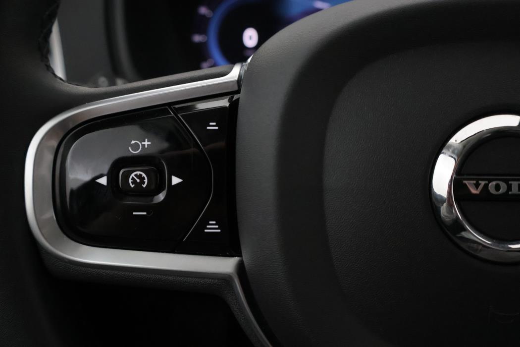 VOLVO XC90 2022