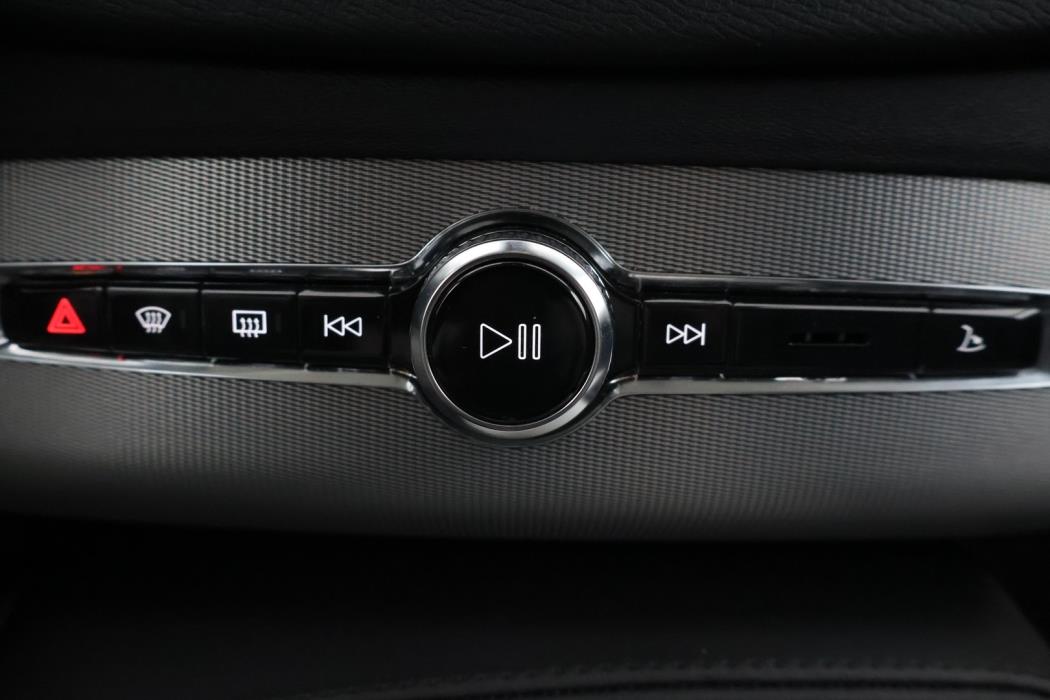 VOLVO XC90 2022