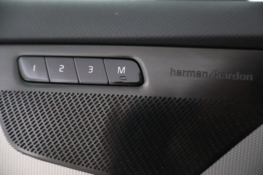 VOLVO XC90 2022