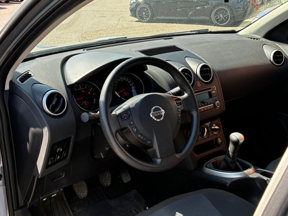 NISSAN Qashqai 2013