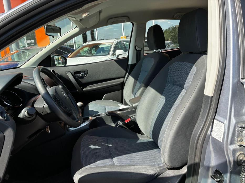 NISSAN Qashqai 2013