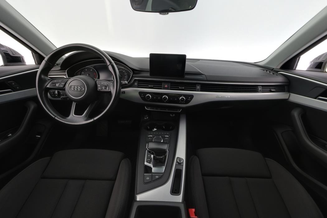 AUDI A4 2016