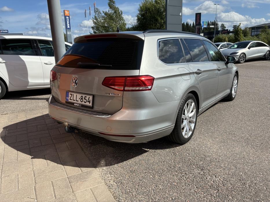 VOLKSWAGEN Passat 2017