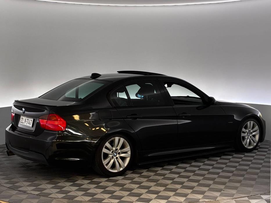 BMW 325 2008