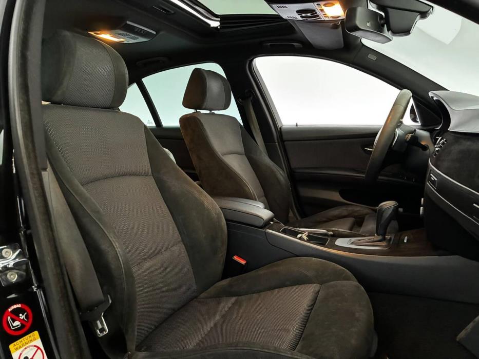 BMW 325 2008