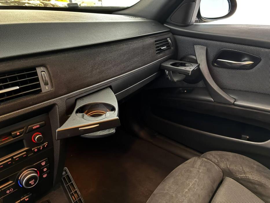 BMW 325 2008