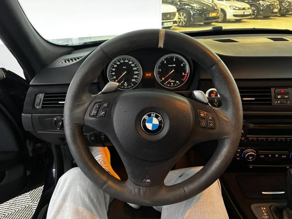 BMW 325 2008