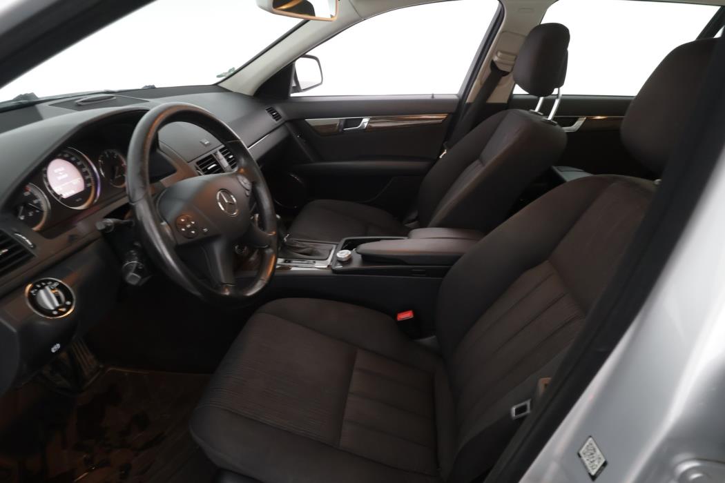 MERCEDES-BENZ C 2008