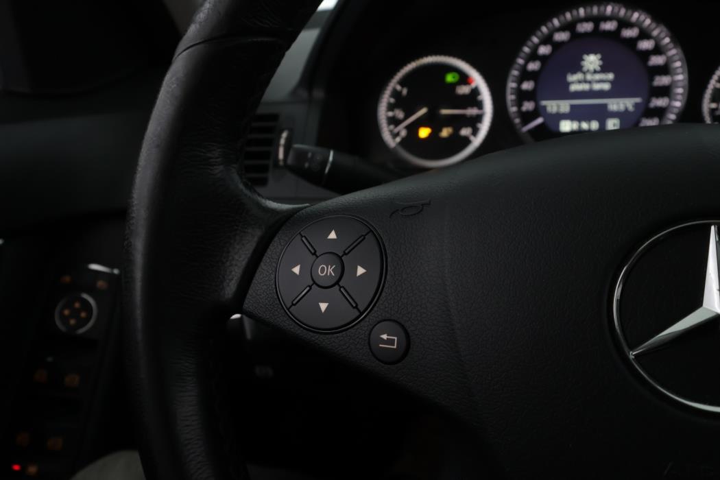 MERCEDES-BENZ C 2008