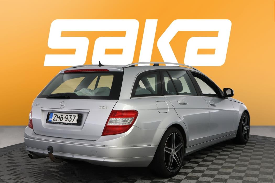 MERCEDES-BENZ C 2008