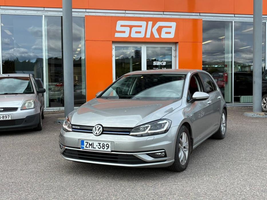 VOLKSWAGEN Golf 2019
