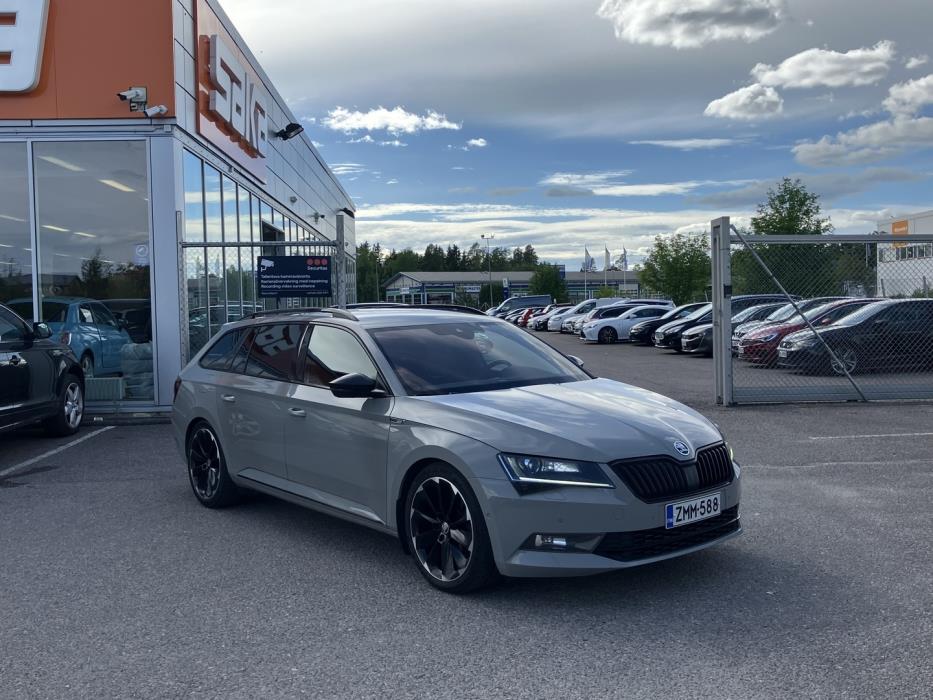SKODA Superb 2019