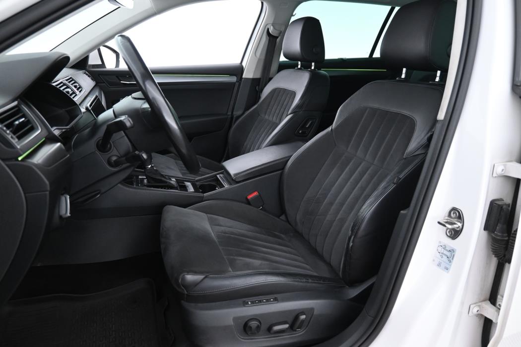 SKODA Superb 2019