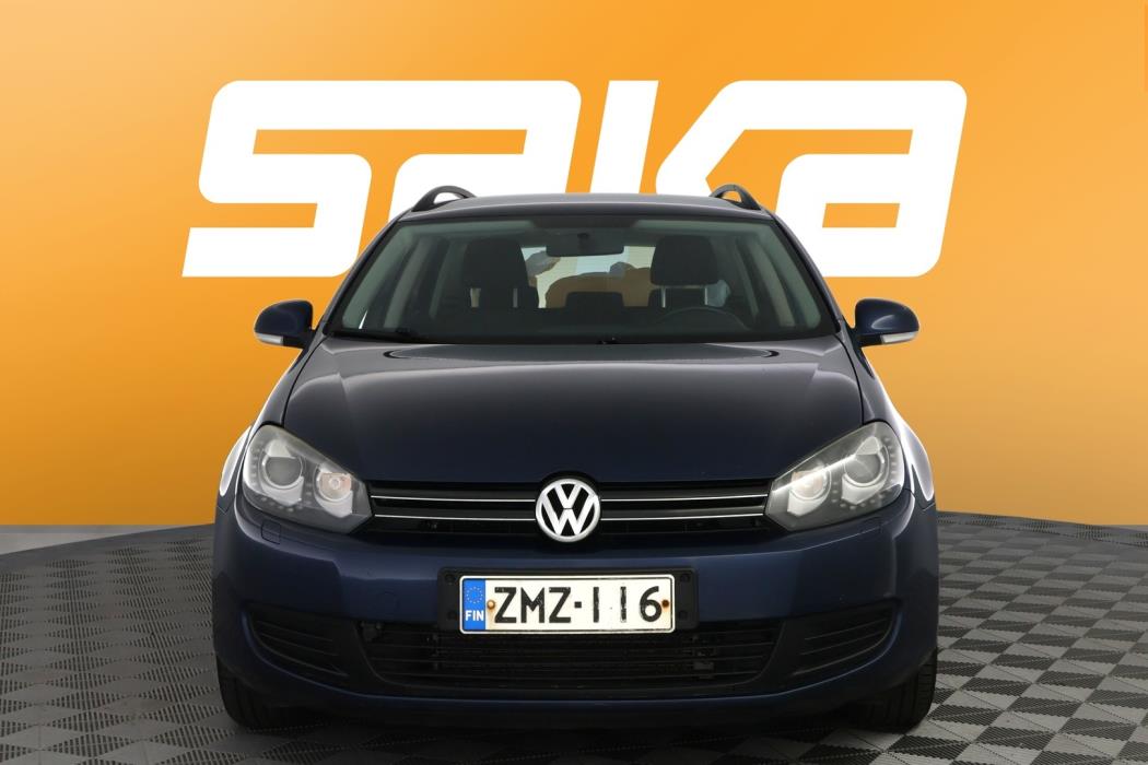 VOLKSWAGEN Golf 2011