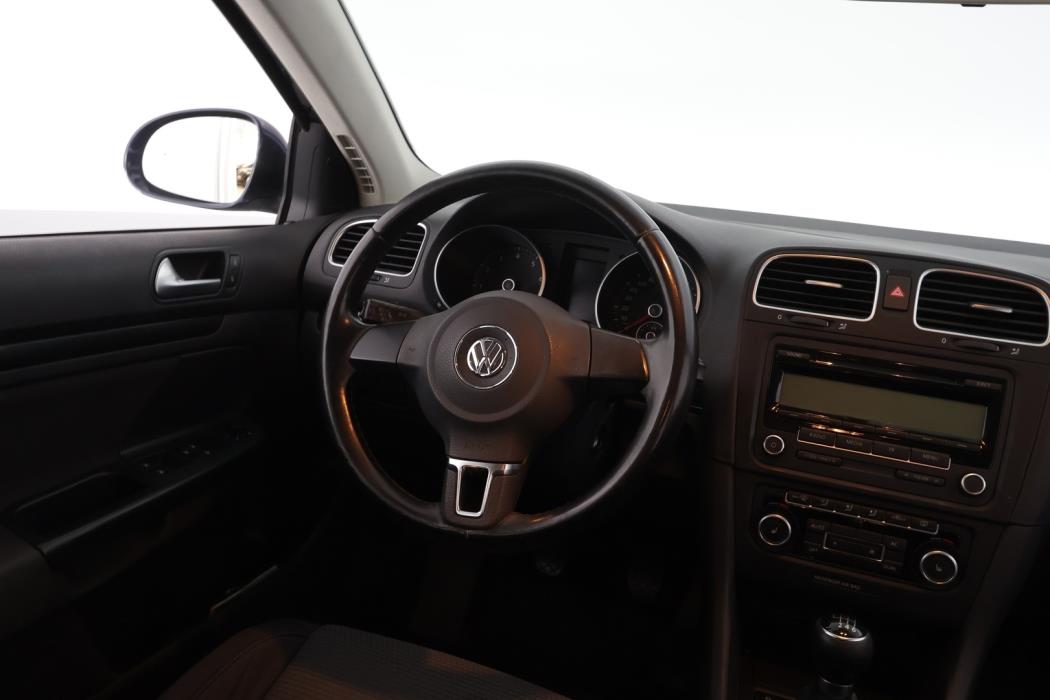 VOLKSWAGEN Golf 2011