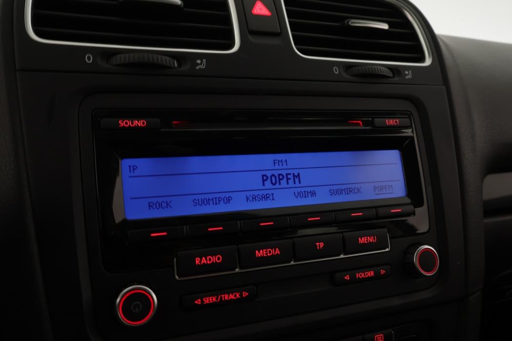 VOLKSWAGEN Golf 2011