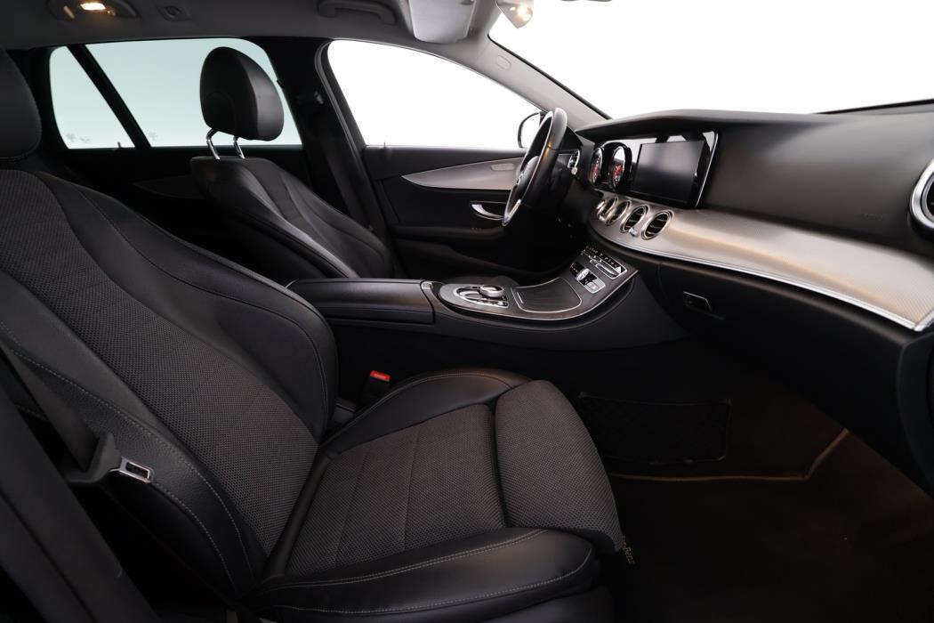 MERCEDES-BENZ E 2018