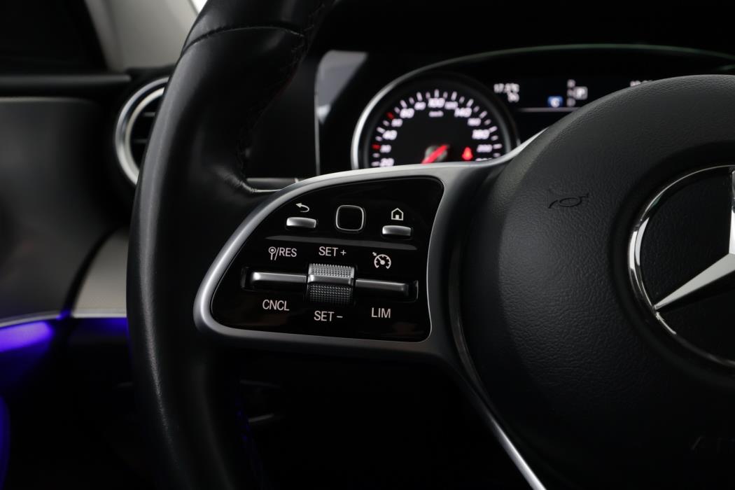 MERCEDES-BENZ E 2018