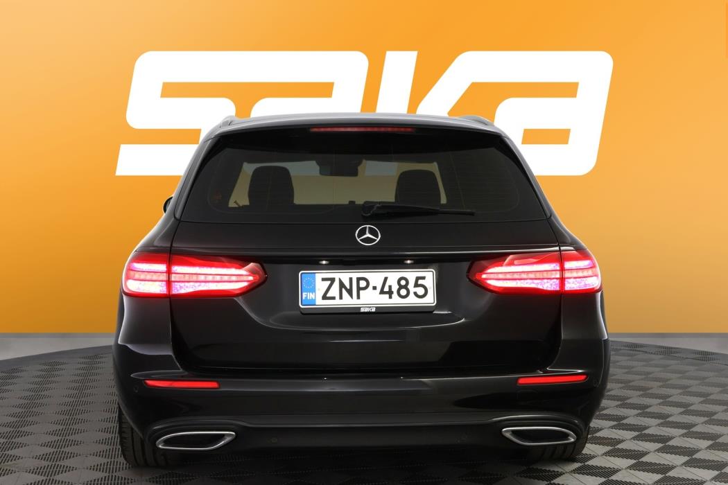 MERCEDES-BENZ E 2018