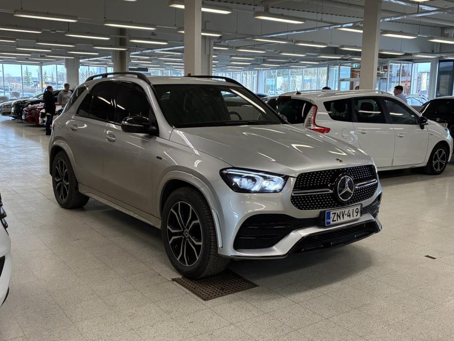 MERCEDES-BENZ GLE 2021