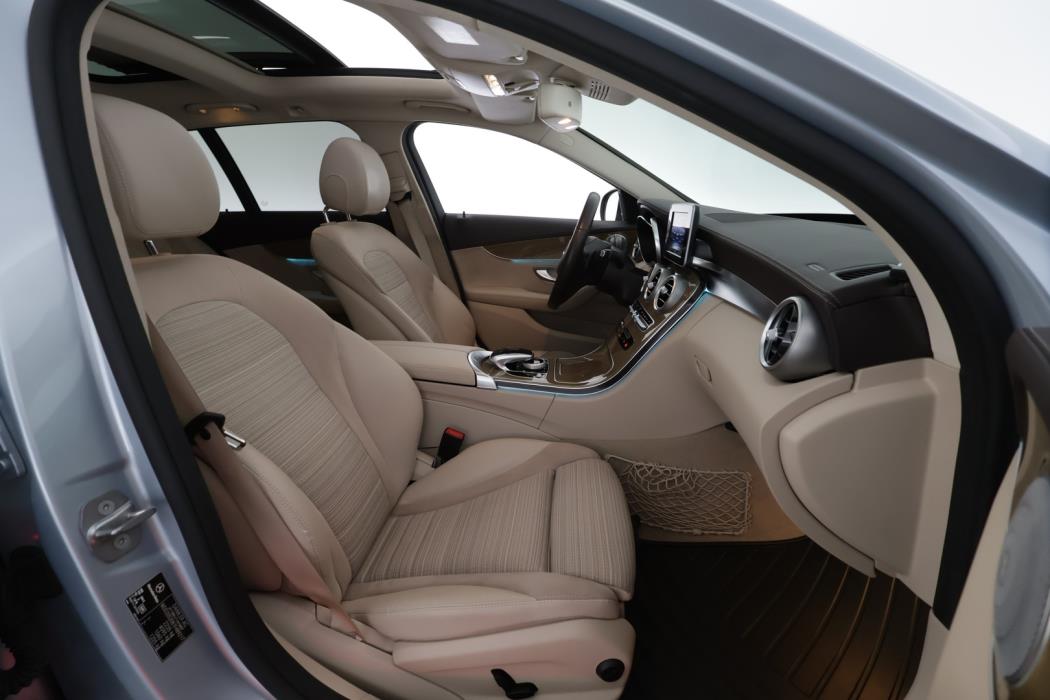 MERCEDES-BENZ C 2017