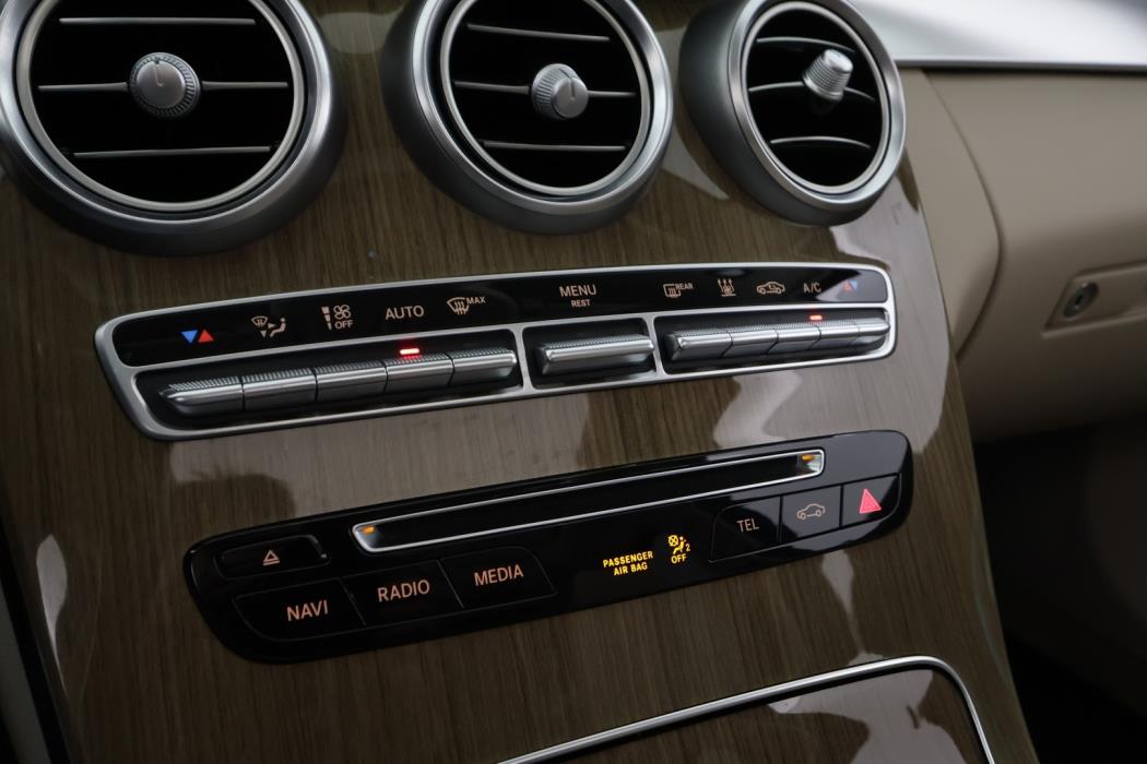 MERCEDES-BENZ C 2017