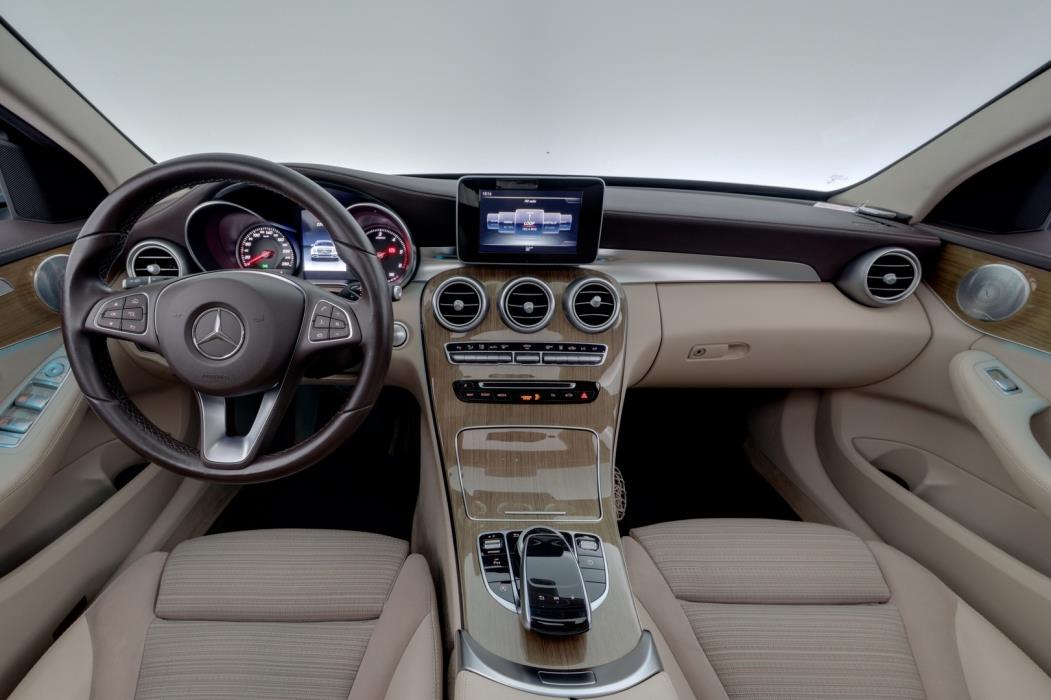 MERCEDES-BENZ C 2017