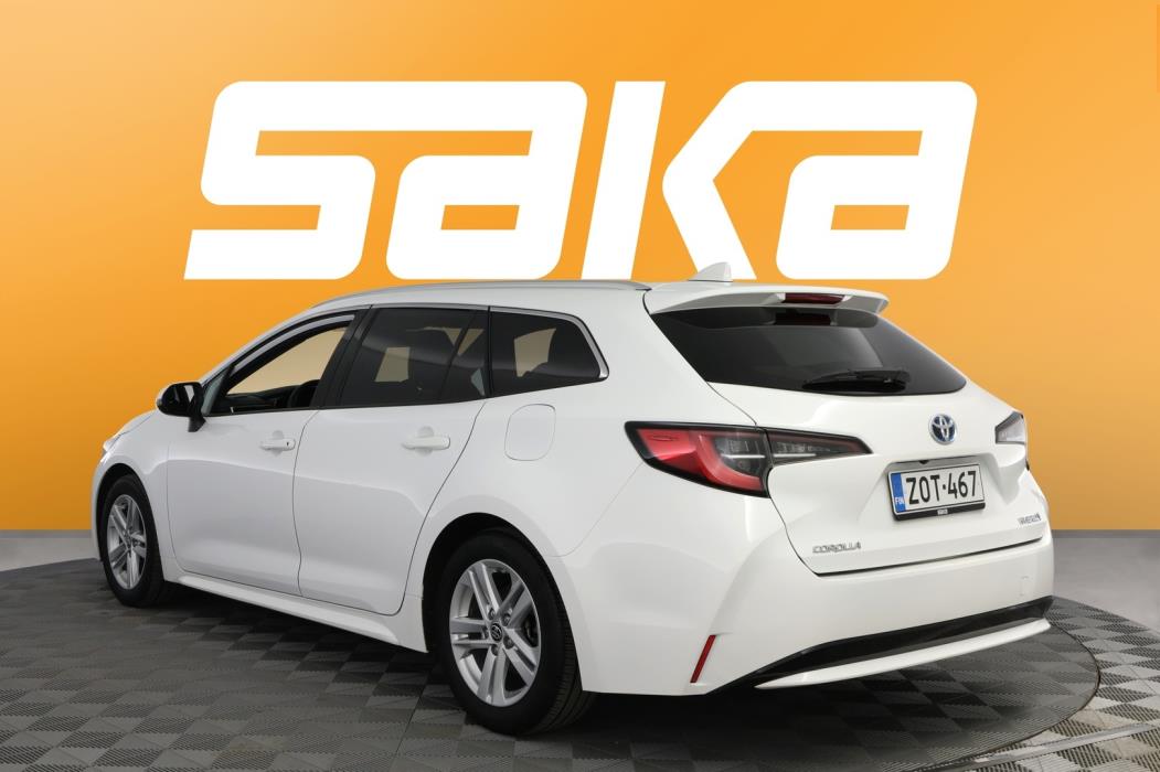 TOYOTA Corolla 2023