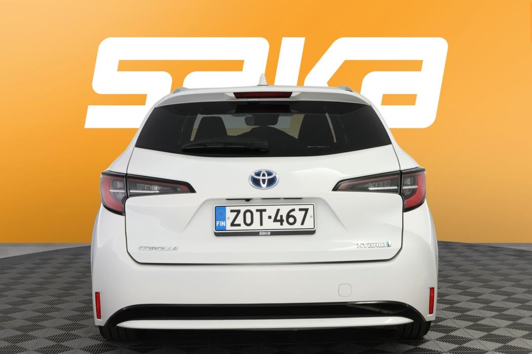 TOYOTA Corolla 2023