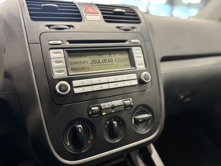 VOLKSWAGEN Golf 2008