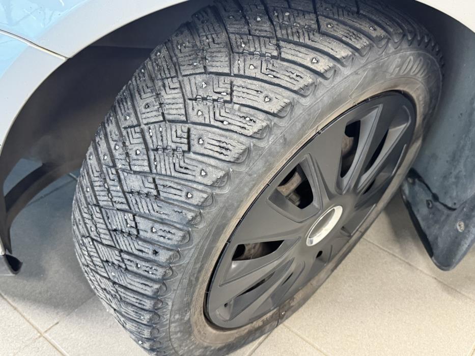 VOLKSWAGEN Golf 2008