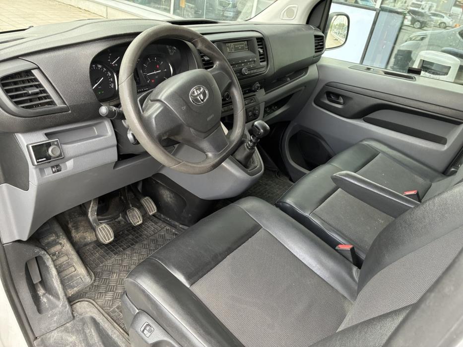 TOYOTA Proace 2018
