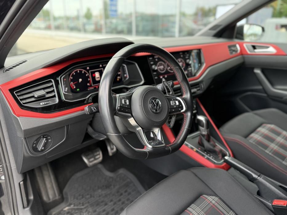VOLKSWAGEN Polo 2019