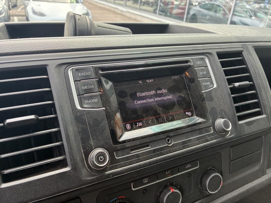 VOLKSWAGEN Transporter 2019