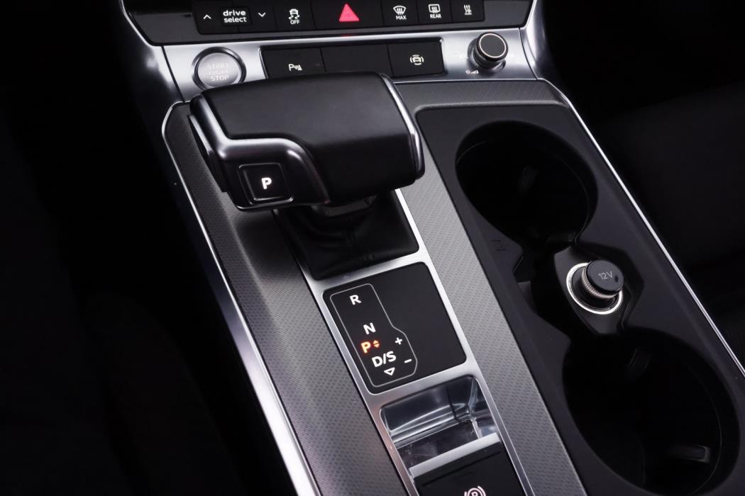 AUDI A6 2019
