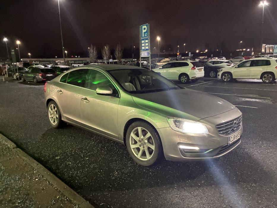 VOLVO S60 2015