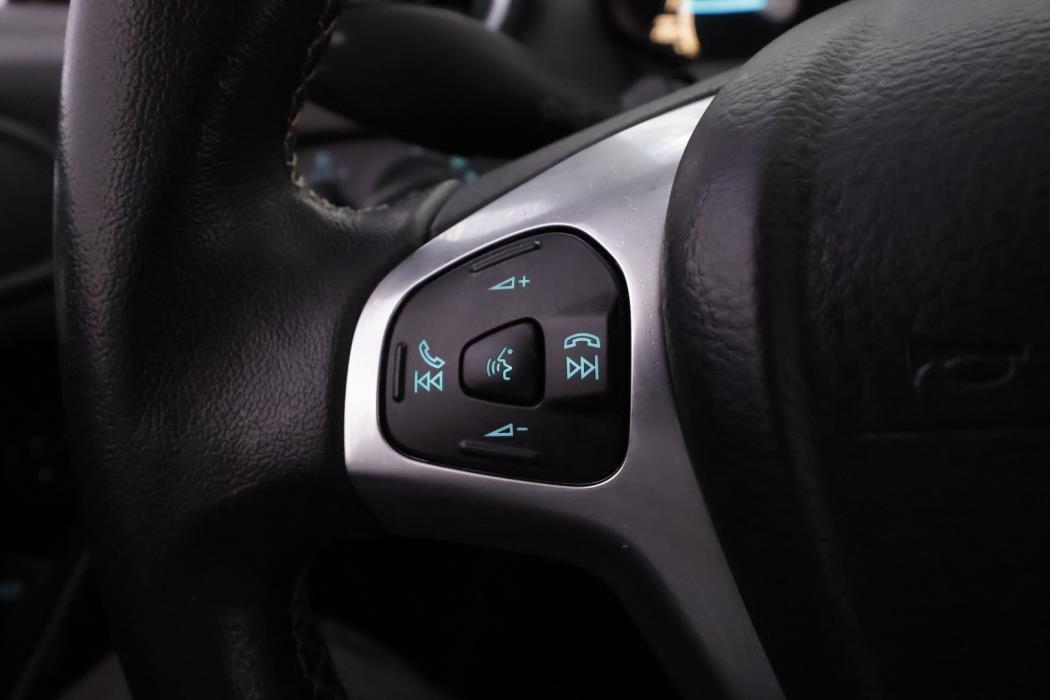 FORD Fiesta 2016