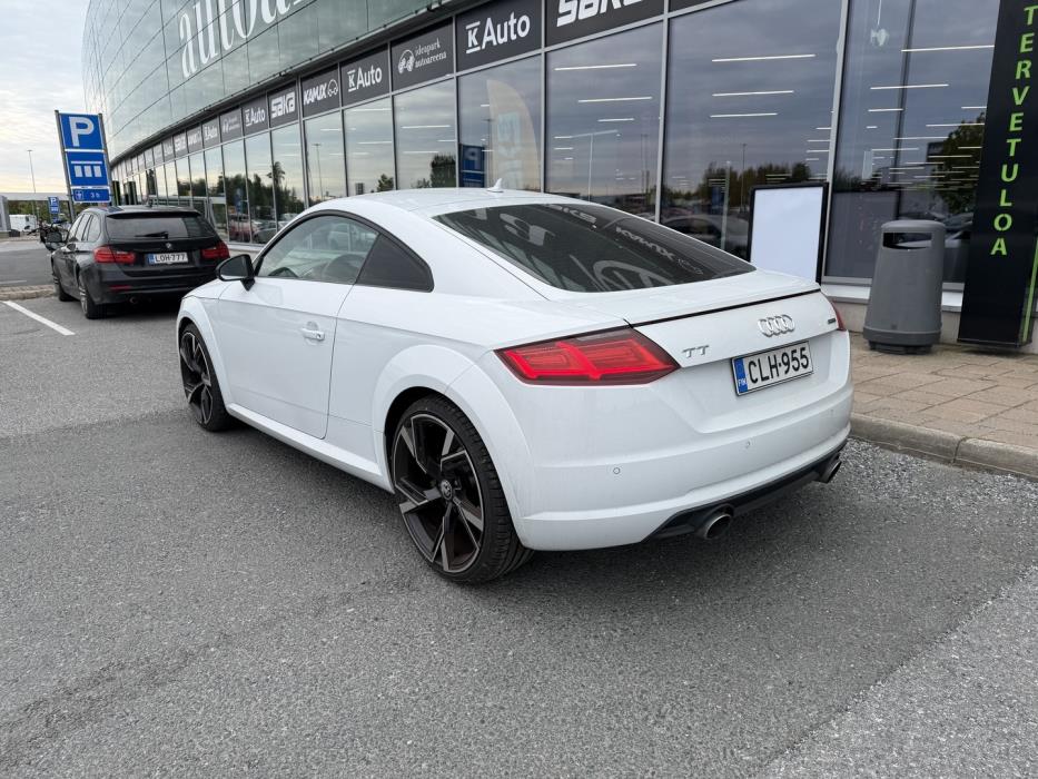 AUDI TT 2015