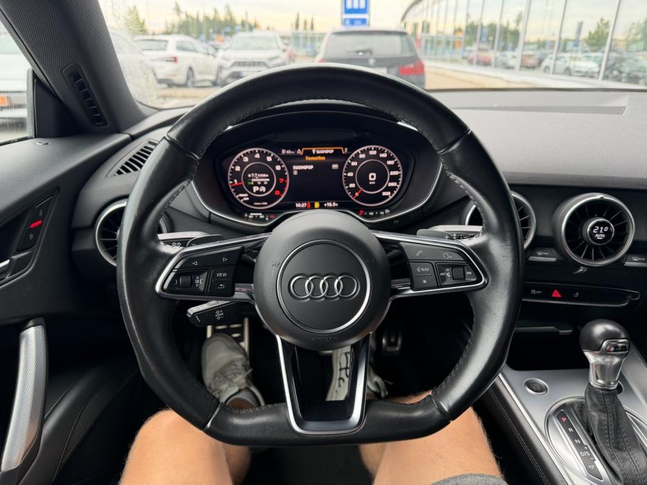 AUDI TT 2015
