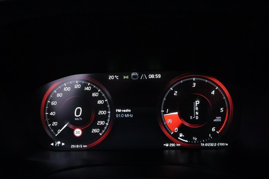 VOLVO XC60 2019