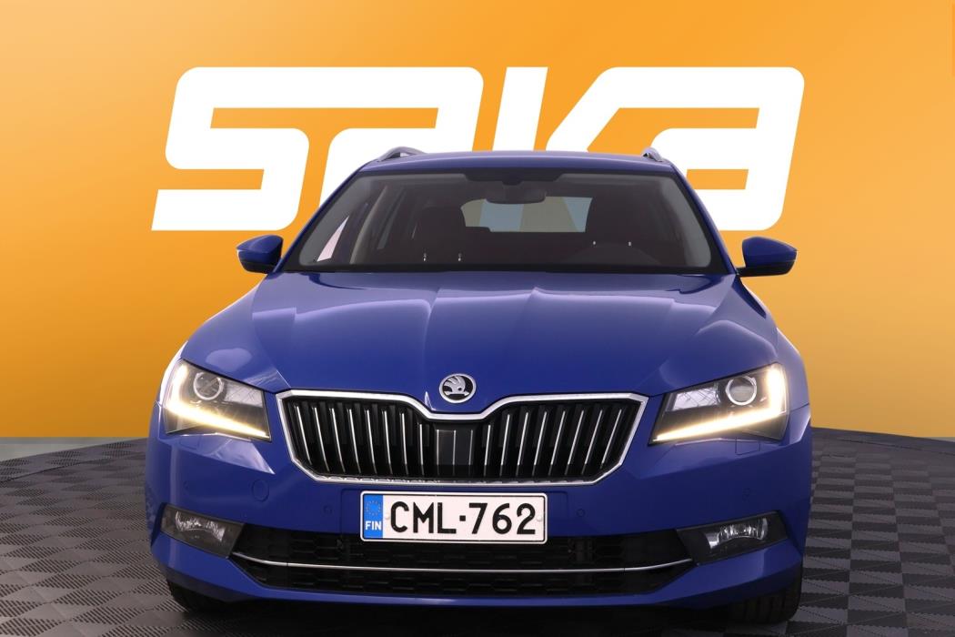SKODA Superb 2019