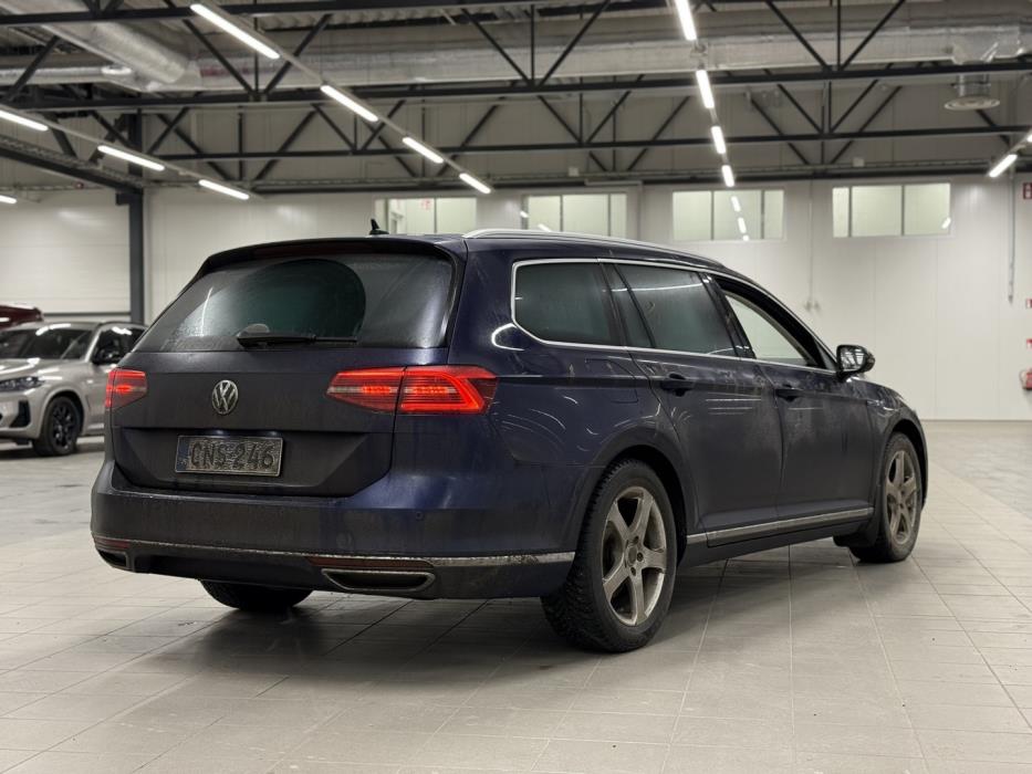 VOLKSWAGEN Passat 2018
