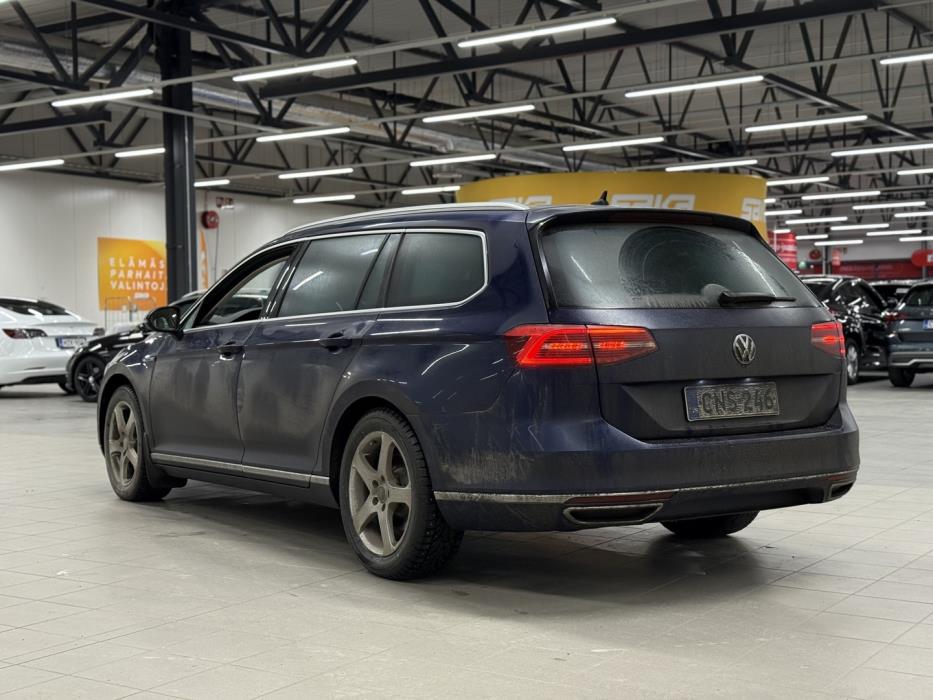 VOLKSWAGEN Passat 2018