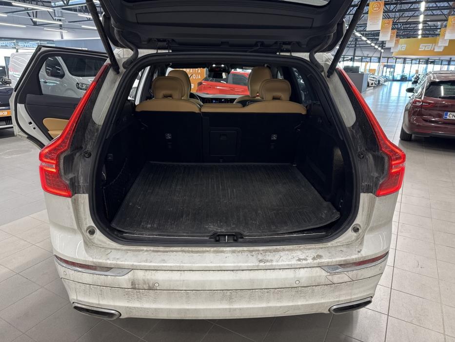 VOLVO XC60 2019