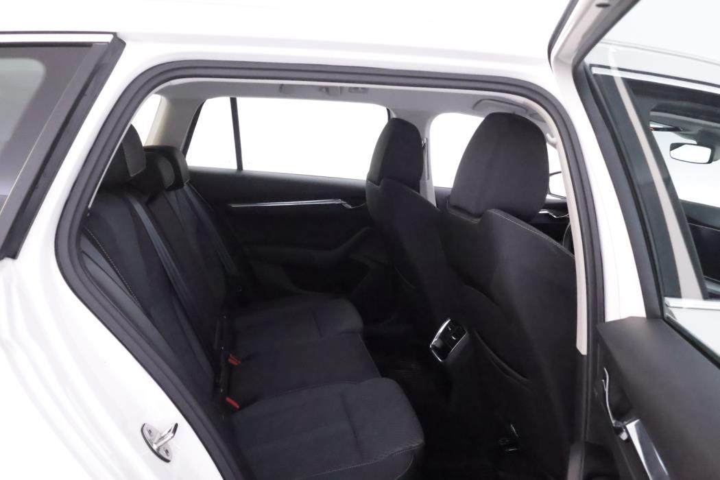 SKODA Octavia 2021