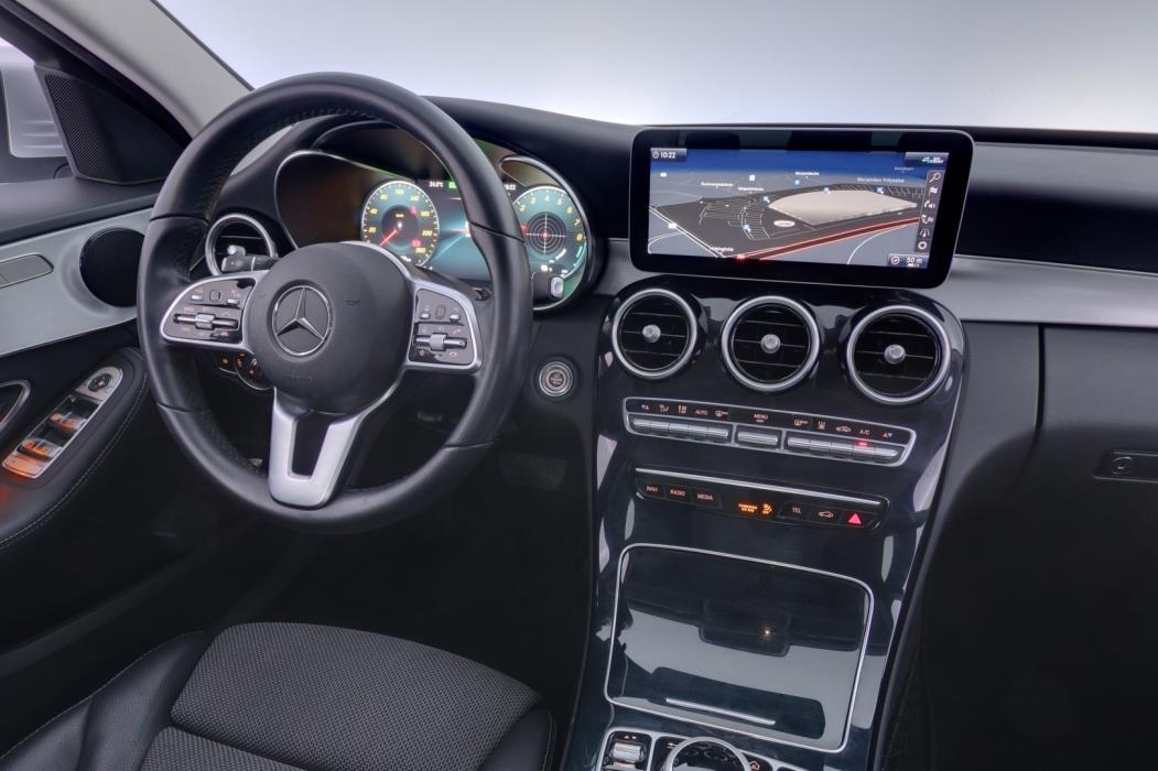 MERCEDES-BENZ C 2020