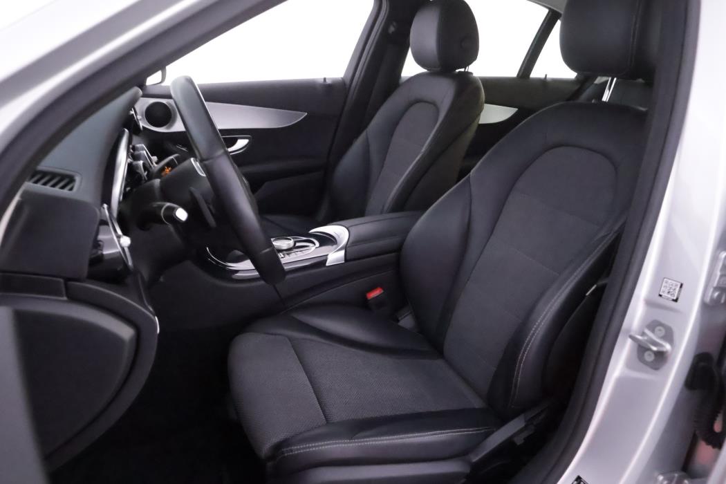 MERCEDES-BENZ C 2020