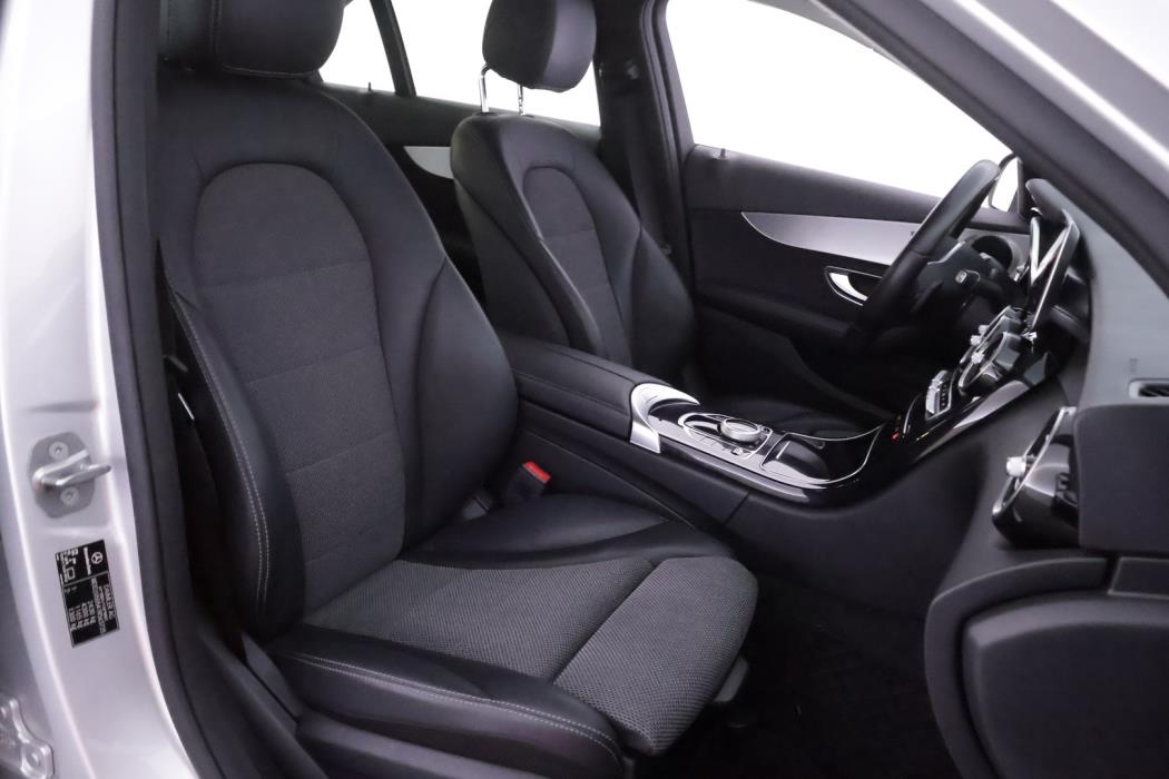 MERCEDES-BENZ C 2020